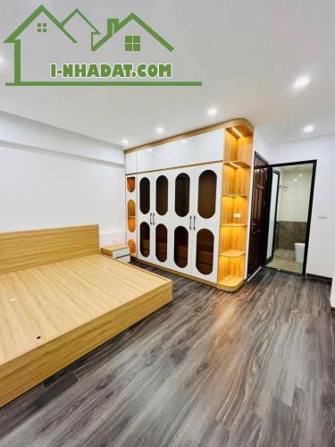 BÁN NHÀ MỚI KOONG QUAN NHÂN (THANH XUÂN) - 6 TẦNG 𝗧𝗛𝗔𝗡𝗚 𝗠𝗔́𝗬 - 50M RA PHỐ - GẦN NG
