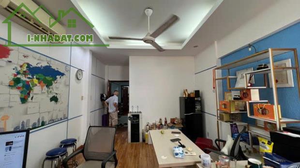 GIÁ MỀM NHẤT QUẬN 1: 19.5 TỶ - Cống Quỳnh- Nhà mới đẹp ( 4 x 18.9m ) công nhận đủ 75.6
