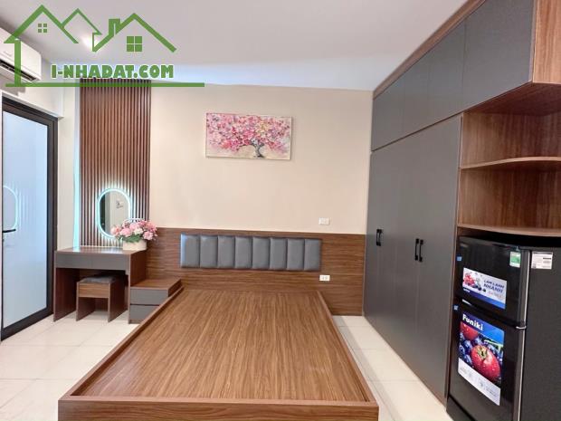 ĂN HỘ DỊCH VỤ ĐẸP - GẦN Ô TÔ - CHO THUÊ DÒNG TIỀN ỔN ĐỊNH - FULL NỘI THẤT - KHÔNG CÓ - 2