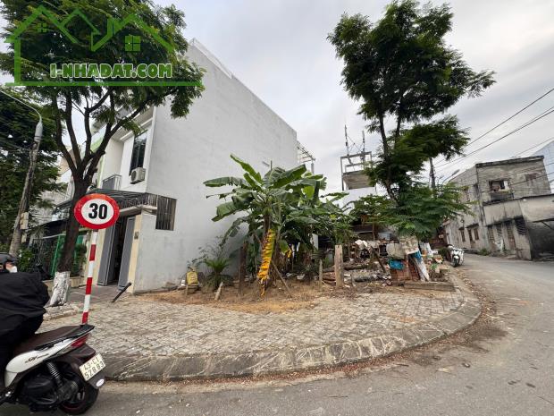 Bán lô Góc 2MT đường Phước Tường 10 và Phước Tường 5 - Cẩm Lệ , giá 3ty150 LH 0942992361