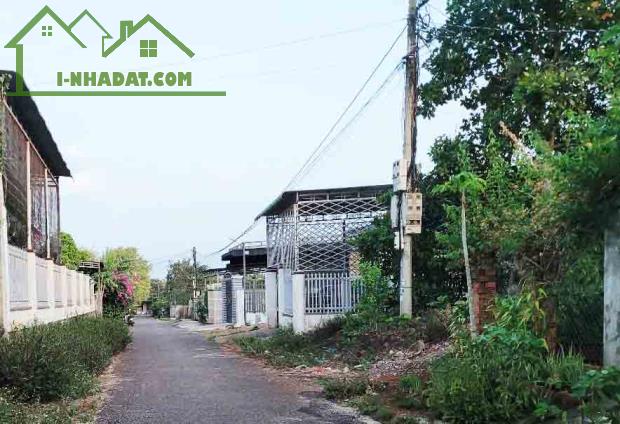 Lô Đất Vị Trí Vàng Gần KCN Hòa Phú- TP. BUÔN MA THUỘT - ĐĂK LĂK - Chỉ 775 Triệu!**