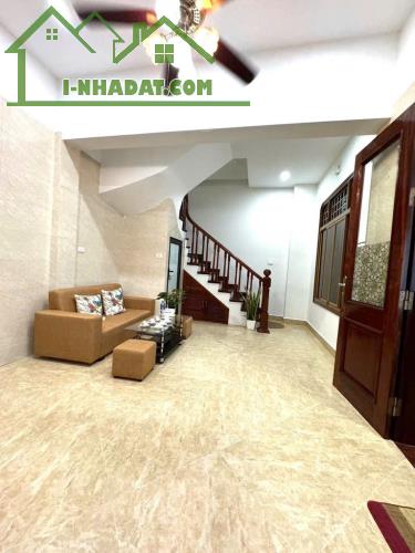 Bán nhà phố Minh Khai, Bạch Mai - 30m thẳng phố - 2 mặt ngõ, LÔ GÓC - 5 Tầng - Nhà mới