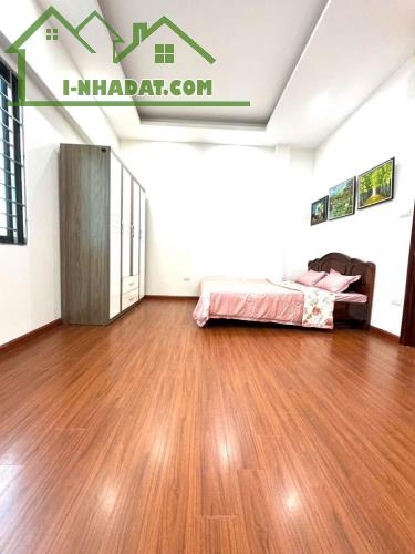 Bán nhà phố Minh Khai, Bạch Mai - 30m thẳng phố - 2 mặt ngõ, LÔ GÓC - 5 Tầng - Nhà mới - 4