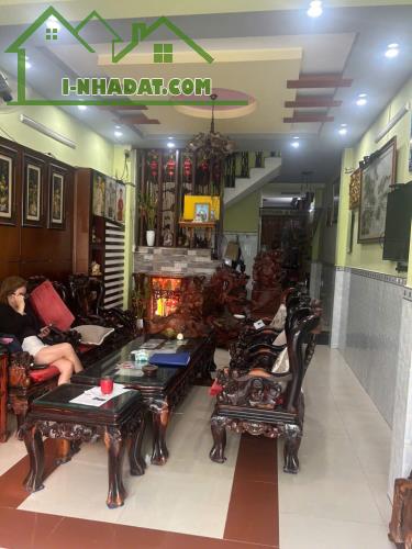 🏡 Vị trí đắc địa hẻm 196 vườn lài, Tân Phú, hẻm 8m, 4 tầng, 4x17, 10.x tỷ. - 2