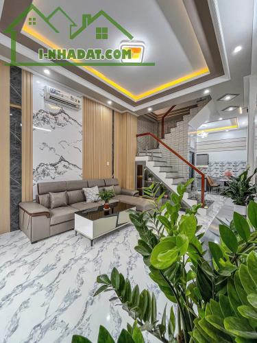 🏡 Bán Nhà 1 Trệt 1 Lầu – 88m² – Sổ Hồng Riêng – Đường Ô Tô – Giá 1 Tỷ 7 TL