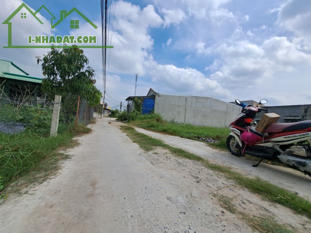 Đất mặt tiền đường Bê Tông, 4x24 ( 96m2), xây nhà ở, 1 sẹc đường Nhựa Mười Thứ, giá 895 t