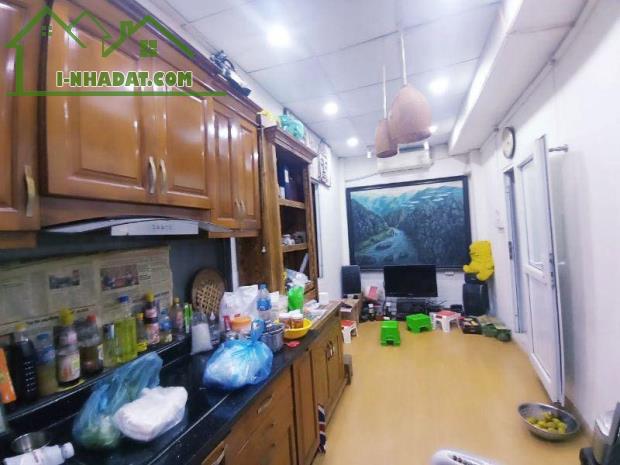 BÁN NHÀ MẶT PHỐ ĐỘI CẤN, KINH DOANH NGÀY ĐÊM, VỈA HÈ RỘNG 39/50m 6T MẶT TIỀN 5,2M 16,9 tỷ