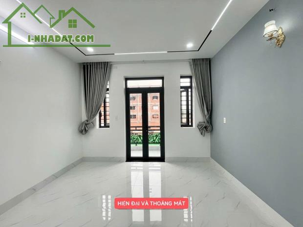 Giảm giá 100 triệu Cần bán nhà  3,5 tấm , dt 4x14,  ODT, 56M2  chỉ 6,25tỷ - 3