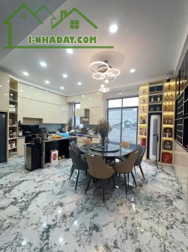 Biệt thự sân vườn khu đô thị Đô Nghĩa 200m2 MT10m nhà 3 tầng nhà đẹp sang xịn mịn vỉa hè - 2