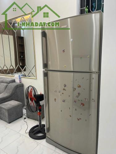 Cho thuê nhà nguyên căn ở nhóm sinh viên ngoan ngõ 295 Bạch Mai, 3 tầng 3 ngủ, 12 Triệu - 1