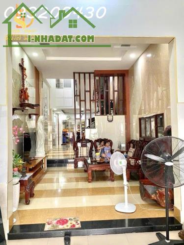 Đâu Ra Nhà 4Tầng Tân Bình Đường 14M Nhánh Trường Chinh 4,5×25 12,XX Tỷ - 3