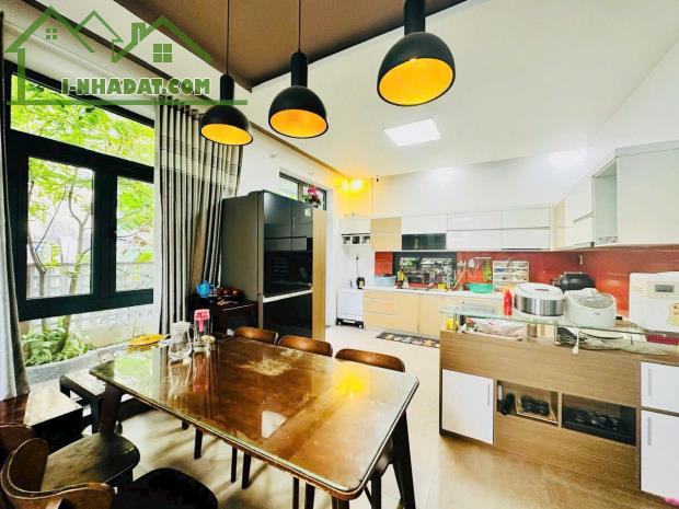 Bán Biệt Thự Sân Vườn Mặt Tiền đường Nguyễn Cư Trinh, Tp.Huế ❌ - 2
