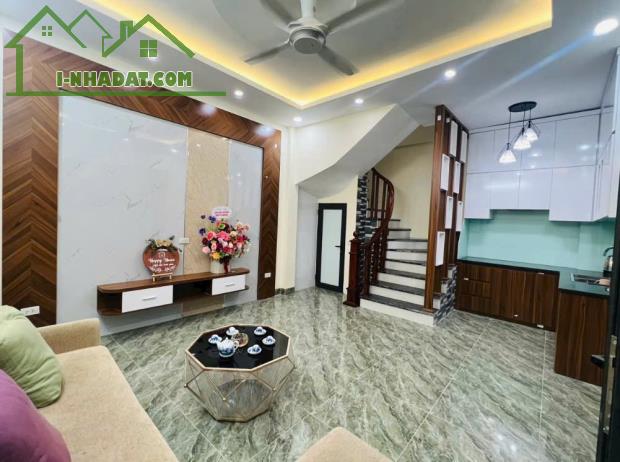 CHÍNH CHỦ CHO THUÊ NHÀ NGUYÊN CĂN TẠI KHU VỰC LĨNH NAM - HOÀNG MAI - HÀ NỘI - 1