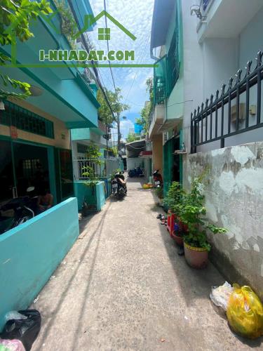 Cho thuê nhà H3G – Hậu Giang, Quận 6 – 2 tầng, 3PN – chỉ 7.5 triệu/tháng! - 1