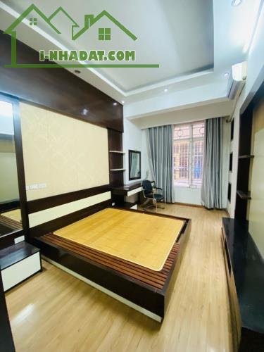 Bán nhà 5 tầng 42m2 phố Đào Tấn,Ba Đình, Oto đỗ cửa, 50m ra phố, Ngõ thông, Kinh doanh tốt - 1