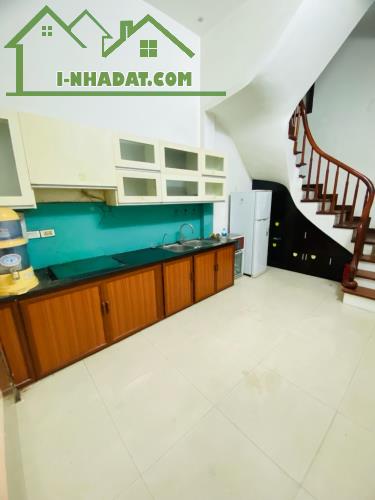 Bán nhà 5 tầng 42m2 phố Đào Tấn,Ba Đình, Oto đỗ cửa, 50m ra phố, Ngõ thông, Kinh doanh tốt - 2