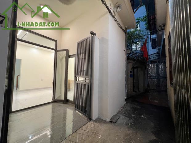 Cần Bán Gấp Căn Nhà Full NT Siêu Rộng,Siêu Đẹp Ở Mỗ Lao,HĐ,Ô Tô Đỗ Gần.Giá 8.5Tỷ Có TL
