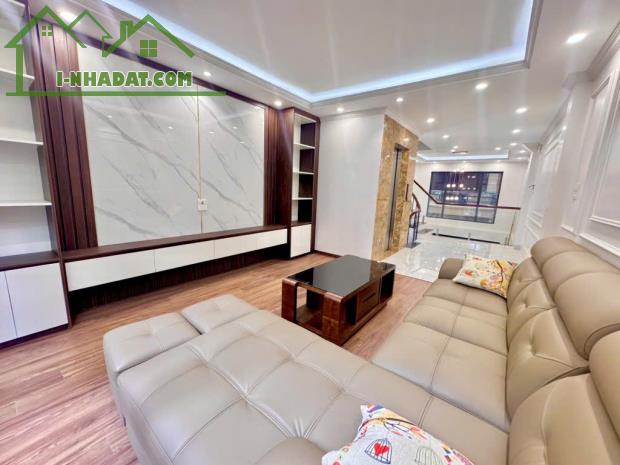 BÁ.N NHÀ ĐỊNH CÔNG THANG MÁY 6 TẦNG  OTO ĐỖ CỬA- NHÀ MỚI Ở NGAY - 2