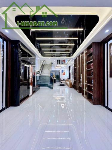 NHÀ PHỐ 1 TRỆT 2 LẦU - TRỤC CHÍNH ĐƯỜNG D1 KDC HỒNG LOAN - THÀNH PHỐ CẦN THƠ - 1