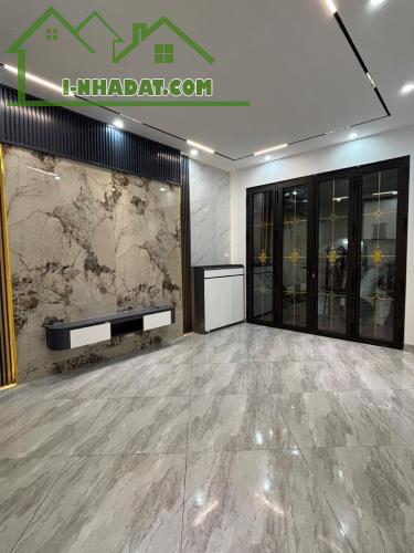 Bán nhà đẹp như hoa hậu 35m2, 5 tầng, Giải Phóng, gần phố Vọng - 1