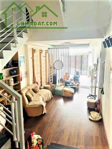 6.25 TỶ TL - 1/ XE TẢI GÒ DẦU TÂN PHÚ - SÁT MẶT TIỀN ĐƯỜNG 10M - 70M2 NGANG HƠN 4M - 2 TẤM - 1