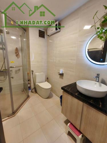 MỘT MẶT PHỐ-  MẶT SAU NHÀ Ô TÔ VÀO NHÀ+ MẶT  HỒ ĐIỀU HOÀ- CÓ Ô CHỜ THANG MÁY- KHÔNG GIAN S - 1