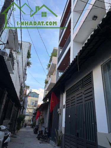 CHỈ 4 TỶ 45 NHÀ PHỐ GÒ VẤP HẺM XE HƠI 52m2 (4❌13) GẦN CHỢ THẠCH ĐÀ - 1