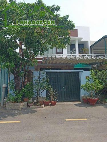 GẤP CHÍNH CHỦ CẦN RA GẤP CĂN NHÀ 200m2 ĐƯỜNG CÁCH MẠNG THÁNG 8- PHƯỜNG QUANG VINH-