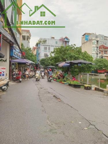 BÁN NHÀ ĐẠI TỪ HOÀNG MAI 7.4TỶ 42M NHÀ ĐẸP 5 TẦNG TRƯỚC NHÀ SH QUAY ĐẦU QH NGON