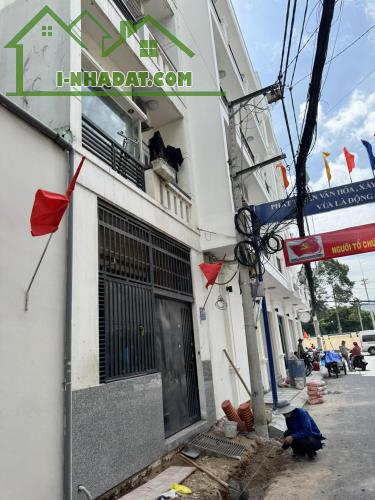 NHÀ BÁN CÁCH MT HOÀNG HOA THÁM 1 CĂN,  P13, TÂN BÌNH, 4 TẦNG – (4,5M X 12,5), CHỈ 11.X TỶY