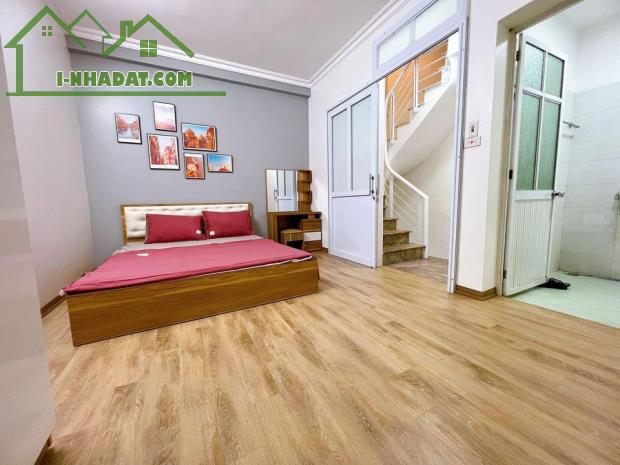 NHÀ THANG MÁY – PHỐ KIM MÃ – GIÁ CỰC HỢP LÝ 🔥