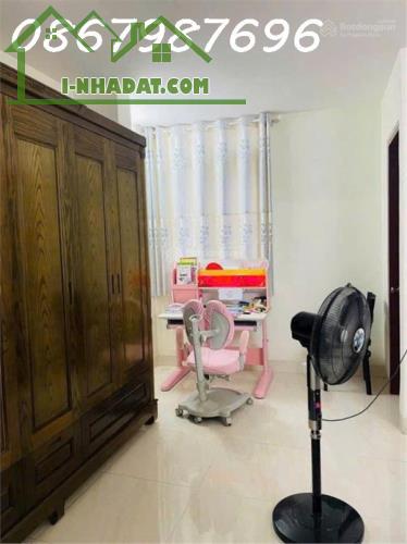 Bán nhà ngang 5m có sổ, phường phước tân, nha trang dt: 51,2m2 ngang 5m - 2