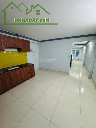 MẶT TIỀN KINH DOANH KẾ CHỢ PHÚ ĐỊNH, QUẬN 8, 4X15M, GIÁ NHỈNH 6 TỶ NHẸ - 2