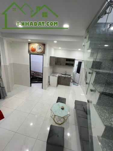 BÁN NHÀ TỈNH LỘ 10- GIÁP BÀ HOM - Q6- 47M2- HẺM Ô TÔ - CHỈ 3.65 TỈ - 3