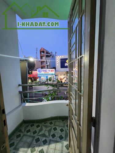 Bán nhà mặt tiền kinh doanh Phạm Hùng P5 Q8, giao với Tạ Quang Bửu. 37m2 3 tầng 3PN 3WC - 1