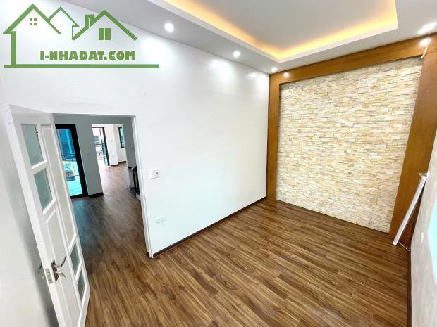 Bán nhà phố Ngọc Trục, Đại Mỗ, Nam Từ Liêm nhà đẹp ô tô đỗ cửa dt 43m 5t mt 5m giá 6,8 tỷ - 1