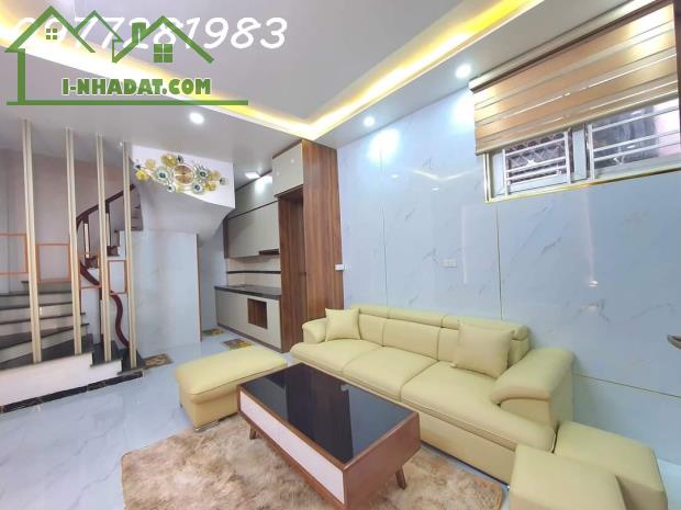 Hơn 4 tỷ nhà Dân xây cạnh Nhổn, ô tô 7 chỗ đỗ cửa, 5 ngủ - 2