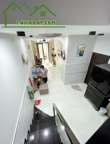 Bán nhà Nguyễn Văn Luông nở hậu 7m, hẻm xe hơi thông chỉ 4 tỷ xíu xiu