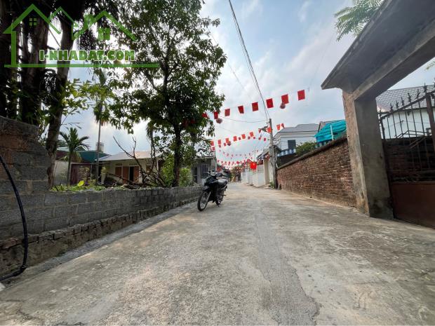 bán đất kiêu kỵ. 80m2 * mt 4m * 5,8 tỷ. ô tô 7 chỗ vào đất, full thổ cư