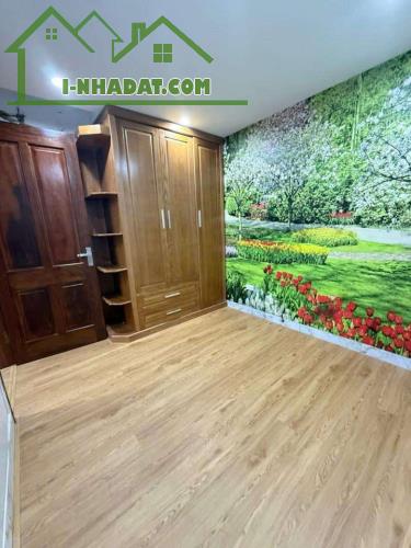 💥CƠ HỘI VÀNG – CĂN HỘ TẬP THỂ Tầng 1 HOÀNG QUỐC VIỆT – 80m² – Ô tô Qua Nhà-4.65 TỶ 💥 - 2