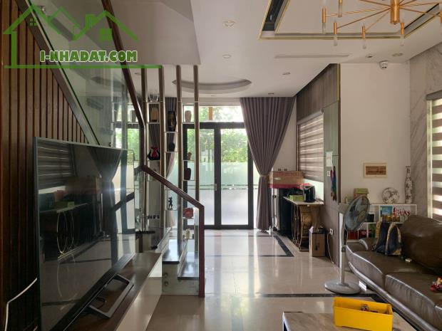 BÁN BIỆT THỰ CAO CẤP KHU NGOẠI GIAO ĐOÀN – XUÂN ĐỈNH – 105M² – 5 TẦNG – GIÁ 25 TỶ - 3