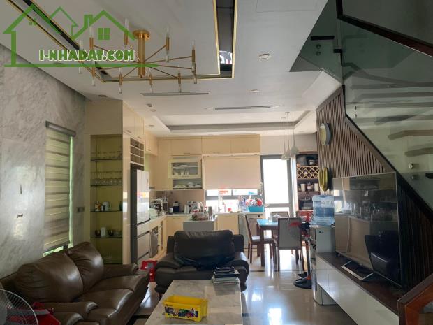 BÁN BIỆT THỰ CAO CẤP KHU NGOẠI GIAO ĐOÀN – XUÂN ĐỈNH – 105M² – 5 TẦNG – GIÁ 25 TỶ - 4
