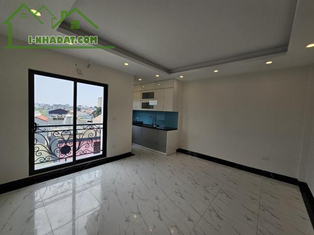 CHỈ NHỈNH 7 TỶ - NHÀ 6 TẦNG THANG MÁY, 43m2 – MỚI TOANH, 3 BƯỚC Ô TÔ TRÁNH, P. GIANG BIÊN - 1