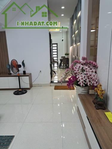 💝NHÀ 5 TẦNG Ô TÔ ngủ trong nhà,hẻm 8m khu phân lô đường THẠNH LỘC 44, phường THẠNH LỘC Q1 - 5