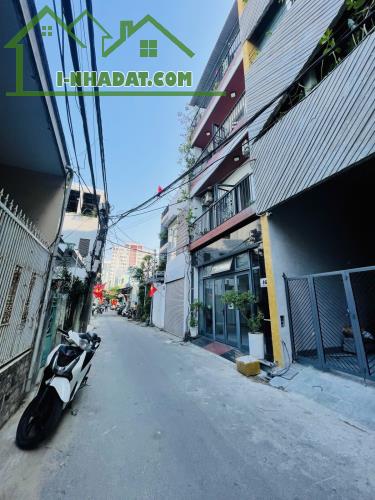 Bán đất tặng nhà Đường Thạch Lam, vị trí đẹp 135m2 giá chỉ nhỉnh 12 tỷ - 1