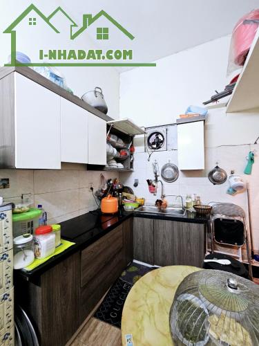 BÁN NHÀ DÂN XÂY Ô CÁCH 56m2, NGÕ Ô TÔ 7 CHỖ, NỞ HẬU, KINH DOANH, AN SINH ĐỈNH - 1