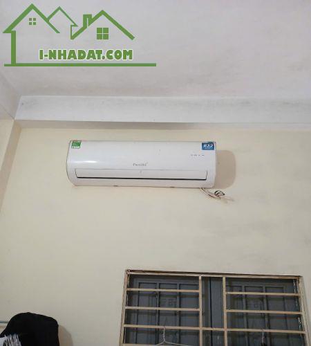 Cần cho thuê phòng rộng (24m2) khép kín khu B ĐH Mỏ Địa Chất - 2
