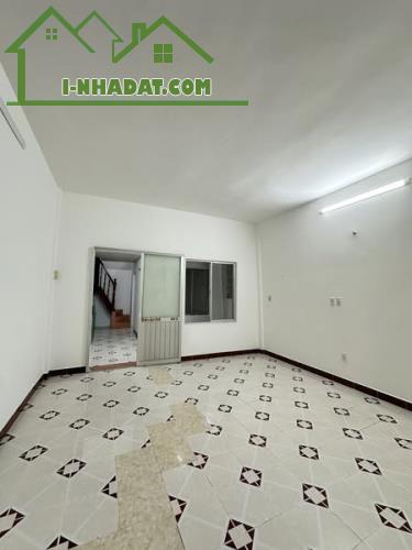 Cho Thuê nhà 2 tầng, 81 Lê Văn Sỹ, Phú Nhuận, 42 triệu/tháng