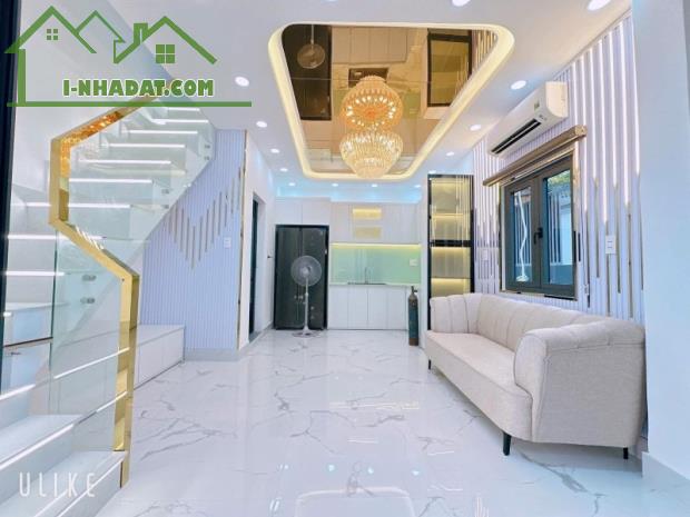 🏡 NHÀ ĐẸP Ở NGAY - TRUNG TÂM QUẬN 7 🏡 ✨ Hẻm 4m - Gần khu VIP Ecogreen - Giá tốt! ✨