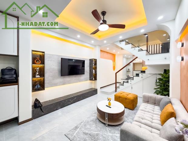Bán Nhà Riêng XVNT P25 BÌnh Thạnh - Nhà Đẹp 41 m2 hỉnh 6 Tỷ - 1